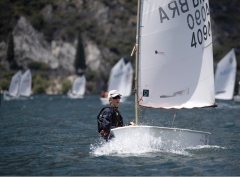 Optimist | Yarış Yelkeni / QX-1 X-Heavy (46kg+)