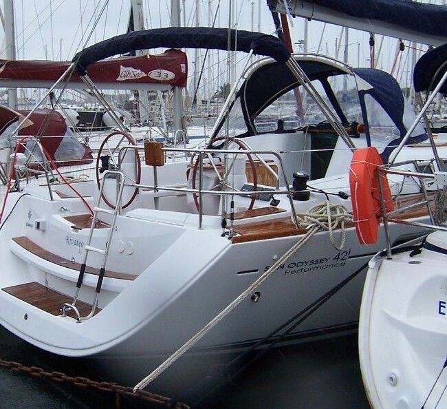 Jeanneau Sun Odyssey 42i Sprayhood | NV Equipment